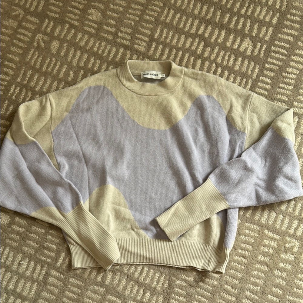 Marimekko Wave Color block Sweater in Cream and Lavender